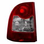 Lanterna traseira bicolor lado esquerdo Fiat Strada 2008-2013