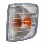 Lanterna dianteira cristal com pisca âmbar e meia luz lado esquerdo Mercedes-Benz 1620 1634 2325